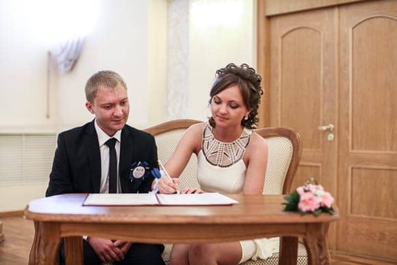 Свадебная фотосессия в ЗАГСе Фрунзенского района Санкт-Петербурга